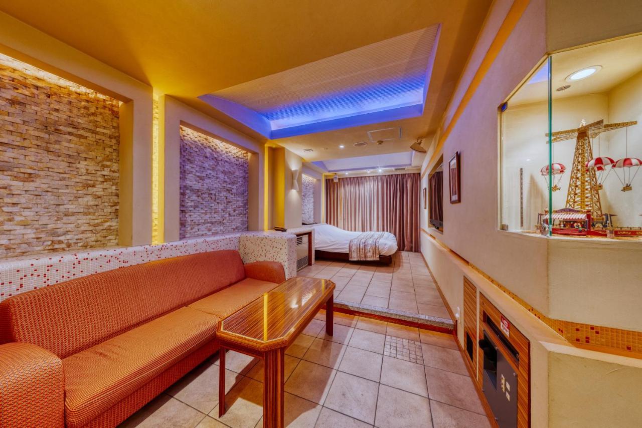 Hotel Lotus Chiba -Adult Only Yachiyo Екстер'єр фото